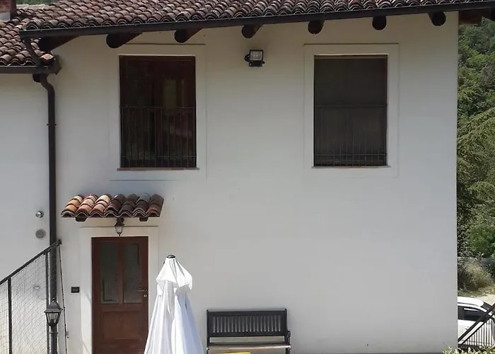 La Casetta Di Eli Semesterbostad Roddino